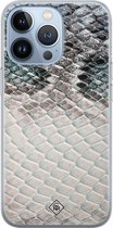 Casimoda® hoesje - Geschikt voor iPhone 13 Pro - Oh My Snake - Siliconen/TPU telefoonhoesje - Backcover - Slangenprint - Blauw