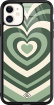 Casimoda® hoesje - Geschikt voor iPhone 11 - Hart Swirl Groen - Luxe Hard Case Zwart - Backcover telefoonhoesje - Groen