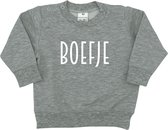 Baby sweater - Boefje - Stoer - Grijs met witte opdruk - Maat 68 - Cadeau - Babykleding - Trui - Vest