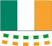 Bellatio Decorations - Vlaggen versiering set - Ierland - Vlag 90 x 150 cm en vlaggenlijn 4 meter