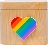 Lovebox Pride - Gepersonaliseerd cadeau - Beukenhouten box met een Pixel hart - lgbtqia+ - coming out