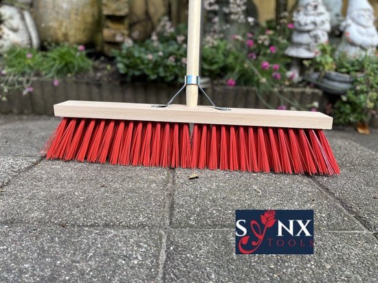 Synx Tools Buiten Bezem - Nylon - 60cm - Bezems - Straatbezem Kunststof haren -Bezemsteel - Schrobborstels - Buitenbezem - schoonmaakartikelen - Steel 160 cm van Synx Tools — afbeelding 2