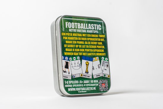 Blikje 'Footballastic', actief voetbal kaartspel, met afbeeldingen van spelscenario's.