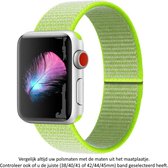 Neon Geel / Groen Nylon Horloge Bandje Geschikt voor Apple Watch 1, 2, 3, 4, 5, 6, 7, 8, SE & Nike+, 38mm, 40mm & 41mm "Vrouwenbreedte" Series - Zacht Geweven Nylon - 38 mm, 40 mm en 41 mm - yellow green