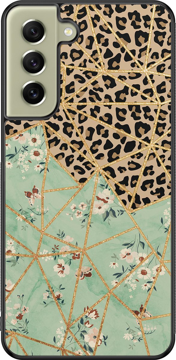 Leuke Telefoonhoesjes - Hoesje geschikt voor Samsung Galaxy S21 FE - Luipaard bloemen print - Backcover zwart - Print / Illustratie - Bruin
