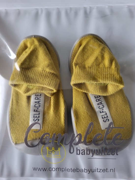 Antislip baby schoentjes - eerste loopschoentjes – Completebabyuitzet - maat 22,5 - 12-18 maanden - 13.5 cm – geel - Merkloos