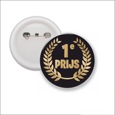 Button Met Speld 58 MM - 1e Prijs