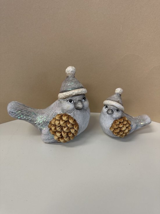 Kerstbeeldjes keramiek - Set van 2 stuks - Kerst vogels - Grijs + zilveren muts + glitters - Kerstdecoratie - hoogte 12x13x6 cm & hoogte 8x9x4 cm