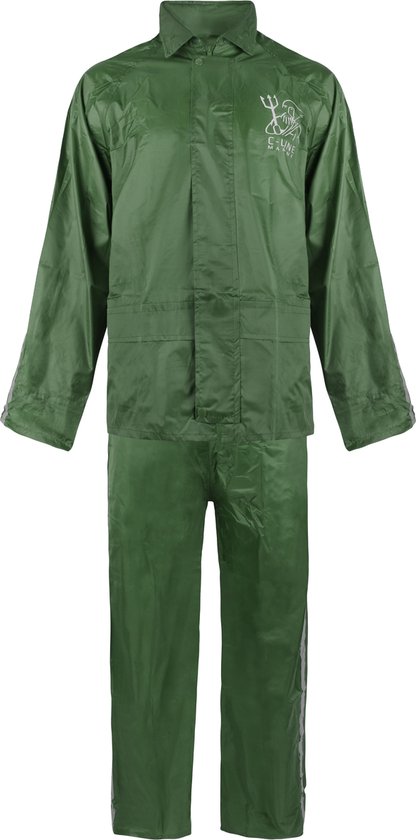 Compleet groen regenpak, bestaande uit jas en broek, van voren gezien met logo.