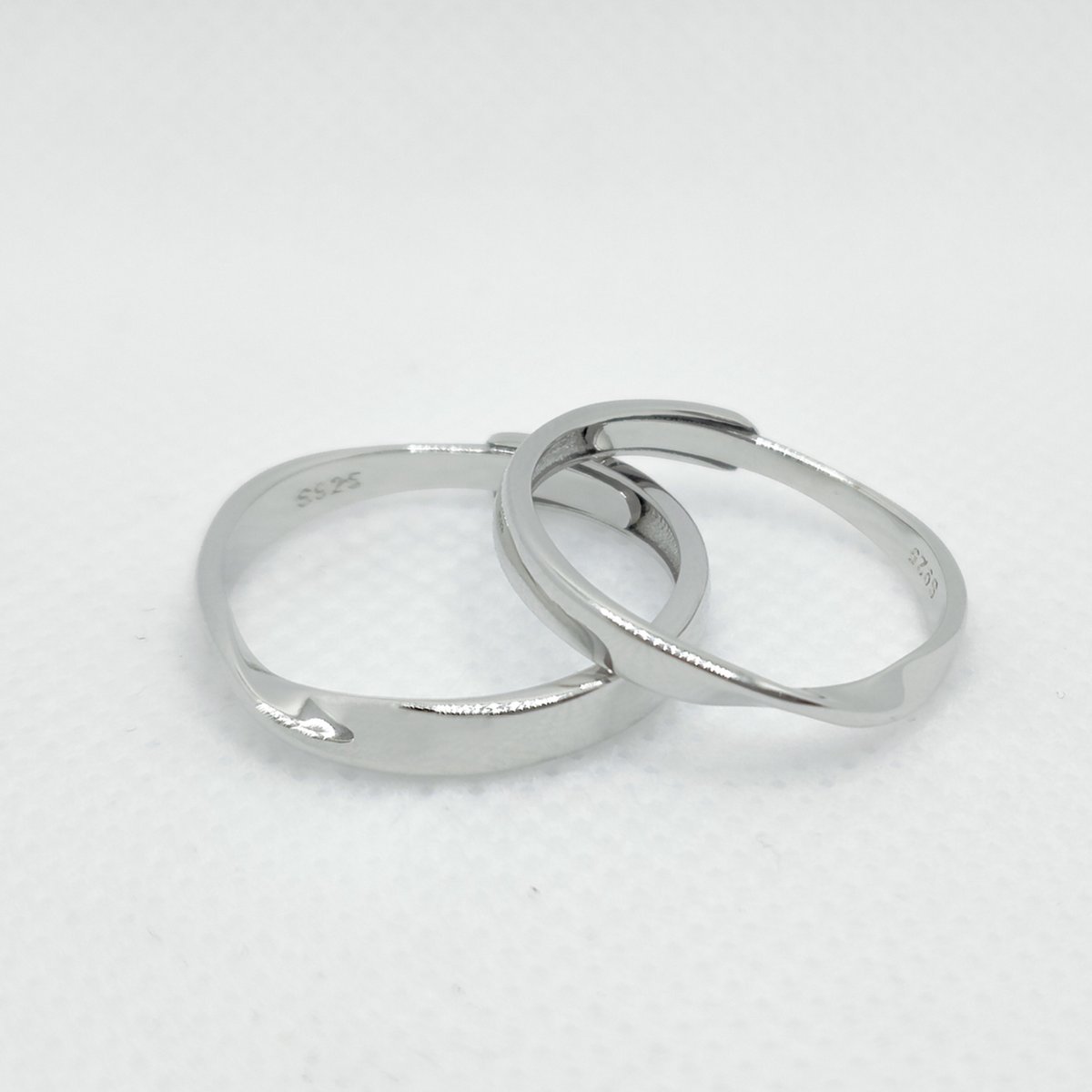 CouplesPicks gedraaide wave ring set | belofte ring | 925 zilver | dames ring | heren ring | zilveren ringen set | verstelbare ringen | verlovingsringen | vriendschapsringen | cadeau voor vriend of vriendin | matchend ringen set