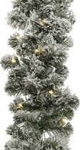 2x Groene dennenslingers met sneeuw en verlichting 270 x 25 cm - Kerstslingers / dennen slingers / takken