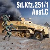 1:35 Academy 13540 German Sd.kfz. 251/1 Ausf. C Plastic Modelbouwpakket