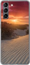 Geschikt voor Samsung Galaxy S21 hoesje - Zonsondergang bij het Nederlandse strand - Siliconen Telefoonhoesje