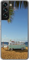 Geschikt voor Samsung Galaxy S22 Plus hoesje - Strand - Bus - Surf - Siliconen Telefoonhoesje