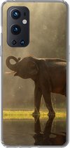 Geschikt voor OnePlus 9 Pro hoesje - Olifant - Water - Dieren - Natuur - Siliconen Telefoonhoesje