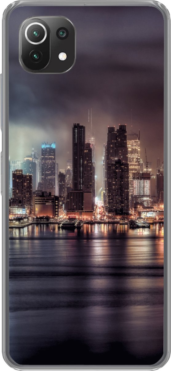 Telefoonhoesje Geschikt voor Xiaomi Mi 11 Lite hoesje - New York - Storm - Skyline - Siliconen Telefoonhoesje Telefoonhoesje