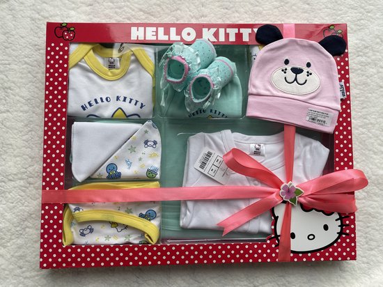 Hello Kitty 10-delige baby newborn kledingset meisjes - Sokjes en muts cadeau - Newborn set - Babykleding - Babyshower cadeau - Kraamcadeau - Civil