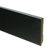 Sfeerplinten - MDF Moderne Plint - 90x15mm - Voorgelakt RAL 9005 Zwart - Bundel 5 stuks - Lengte 2.4m - Voordelige Hoge Plinten - Eenvoudige installatie