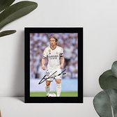 Luka Modric Ingelijste Handtekening – 15 x 10cm In Klassiek Zwart Frame – Gedrukte handtekening – Voetbal - Real Madrid - Tottenham Hotspur - Kroatisch Elftal