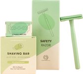 Safety Razor(scheermes) , Shaving Bar + 10x navulling (Aloe Vera -Komkommer)