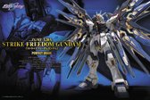Gundam Strike Freedom PG 1/60 Model Kit