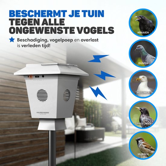 Wit ultrasoon apparaat "Vulpes Goods Repeller" op paal, stoot golven uit naar kraaien, duiven, meeuwen, spreeuwen en mussen.