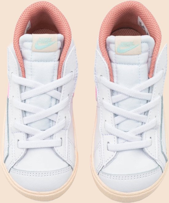 Nike blazer mid 77 roze hotsell