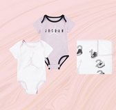 Jordan babyrompers babyset met mijlpaal deken 0-12 maanden