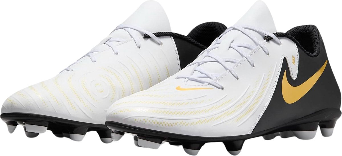 Nike Phantom GX II Club FG/MG voetbalschoenen voor mannen in maat 42, met synthetisch leer en vetersluiting.