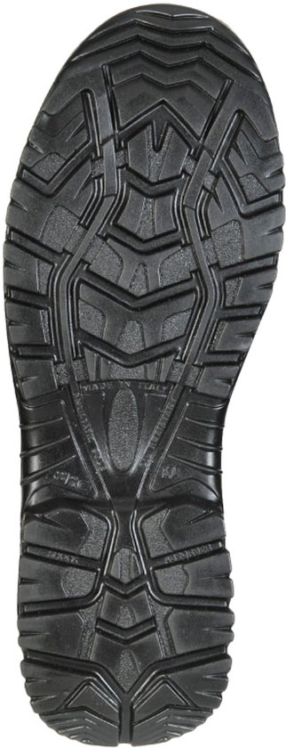 Profiel van de zwarte Sixton werklaarszool met grof en gripvast design.