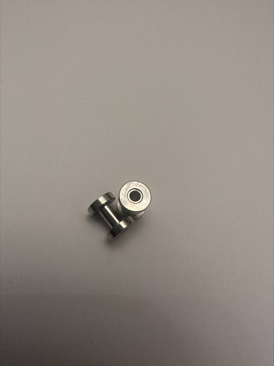 Oorgaten RVS plug oorpiercing 4 mm