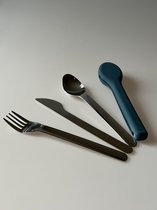 Afecto bestekset to go RVS - vork-mes-lepel- in handige siliconen blauwe beschermhoes- gemakkelijk schoon te maken
