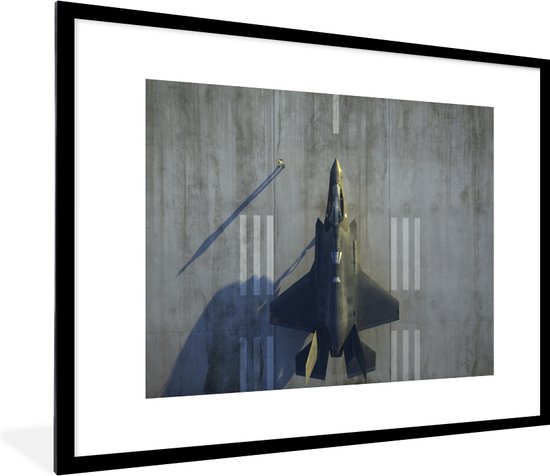 Fotolijst incl. Poster - De straaljager F-35 Lightning II op de grond - 80x60 cm - Posterlijst