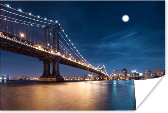 Maanlicht over de brug van Manhattan Poster 60x40 cm - Foto print op Poster (wanddecoratie woonkamer / slaapkamer) / Amerikaanse steden Poster