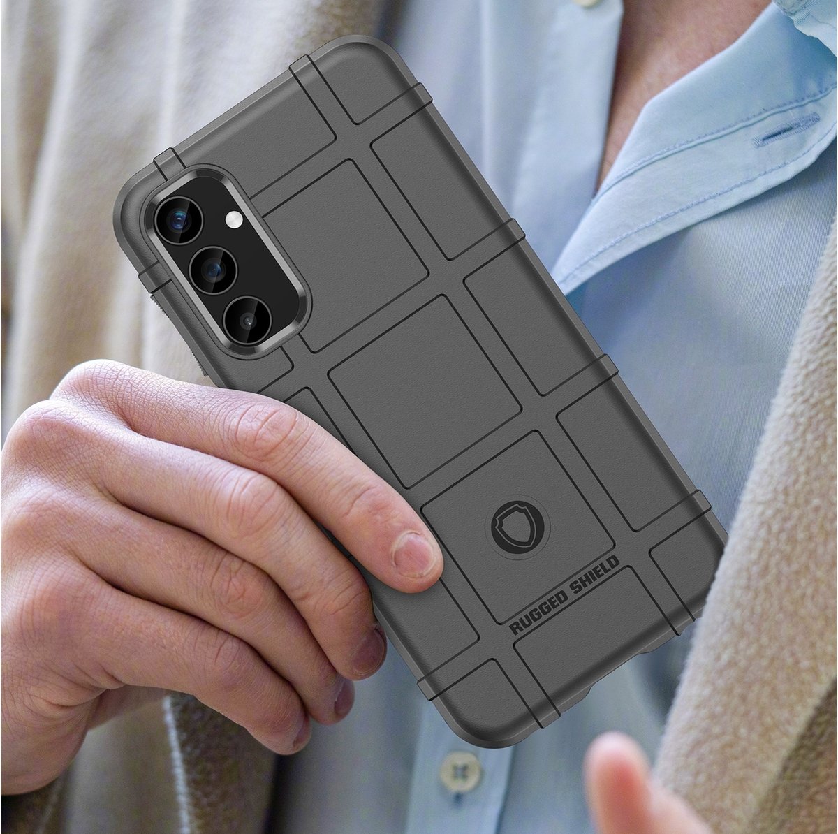 Mobigear Hoesje geschikt voor Samsung Galaxy S23 FE Telefoonhoesje Flexibel TPU | Mobigear Rugged Shield Backcover Shockproof | Schokbestendig Galaxy S23 FE Telefoonhoesje | Anti Shock Proof - Zwart