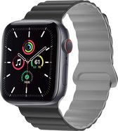 iMoshion Siliconen magnetisch bandje geschikt geschikt voor Apple Watch Series 1 / 2 / 3 / 4 / 5 / 6 / 7 / 8 / 9 / SE - 38 / 40 / 41 mm - Zwart / Grijs