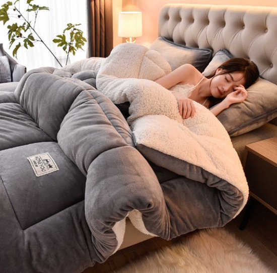 Comfy Blankets | 200x230 cm - Grijs dekbed zonder overtrek - Bedrukt dekbed - Gekleurd dekbed - Hoesloos dekbed