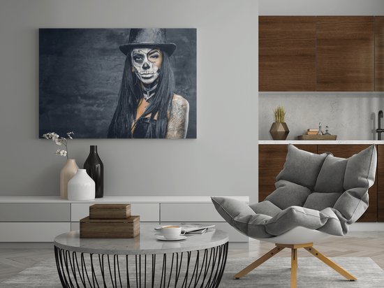 Canvas Schilderij - Vrouw Met Tatoeage - Wall Art - Decoratie - 150x100x2 cm