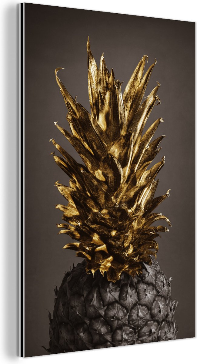 Wanddecoratie Metaal - Aluminium Schilderij Industrieel - Fruit - Ananas - Goud - 80x120 cm - Dibond - Foto op aluminium - Industriële muurdecoratie - Voor de woonkamer/slaapkamer