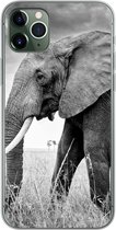 Coque iPhone 11 Pro Max - Éléphant sur la plaine en noir et blanc - Siliconen