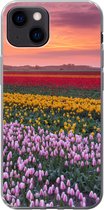 Geschikt voor iPhone 13 mini hoesje - Paarse tulpen in Nederland - Siliconen Telefoonhoesje