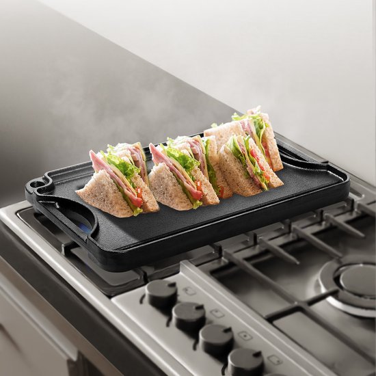 GP1 Grillplaat voor PRO/RED-serie, omkeerbare plaat, gietijzeren pizzaplaat, grill-accessoires, universeel, 4,15 kg, 40 x 30 cm, grillopzetstuk, geribbelde en gladde emaille coating, oppervlak