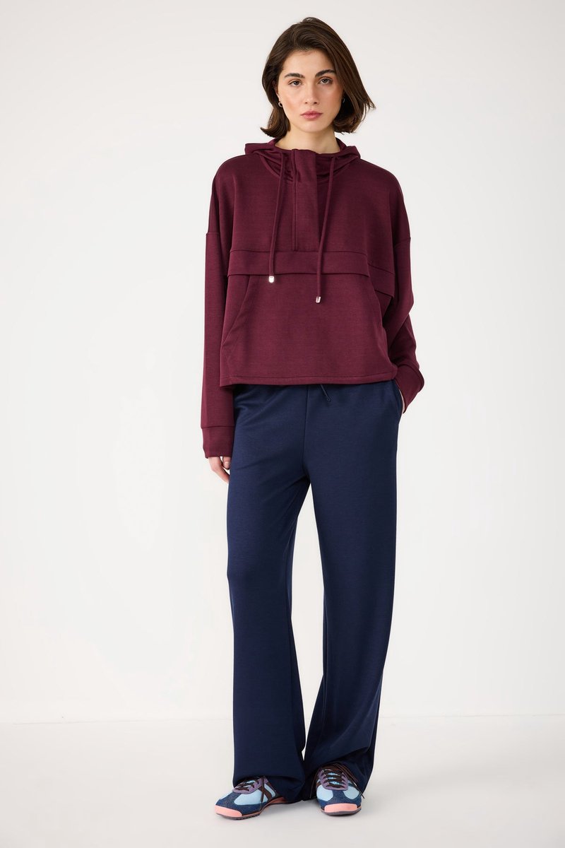 Sweat-shirt doux à demi-fermeture éclair avec poches