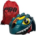 Groene kinderhelm met dinosaurusprint, vlammen, haaientanden en rode sporttas.