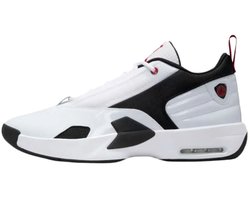 Nike jordan max aura 6 mens shoes in de kleur wit.