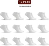 Verpakking van 12 paar witte Sukats enkelsokken, voordeelverpakking.