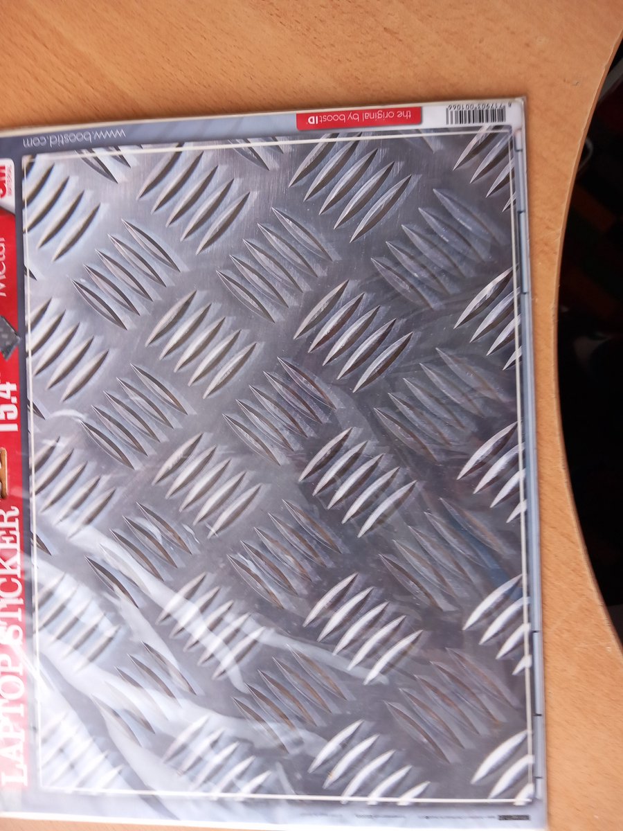 LAPTOP STICKER - METAL 3 M 38 CM