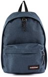Blauwe Eastpak rugzak met een voorvak, ritssluitingen en Eastpak logo.