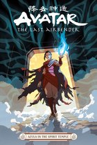 Azula, in een rood pak met donkere cape, staat in een tempel en straalt blauw vuur uit haar hand.