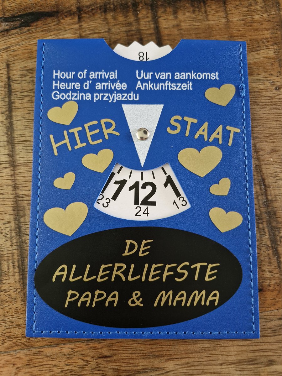 Parkeerschrijf met tekst- Hier staat - De allerliefste Papa & Mama - blauwe zone- parkeerkaart- blauweschijf